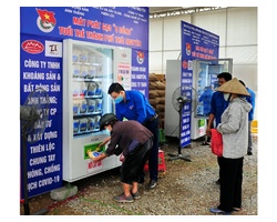Chương trình phát gạo cho người nghèo ở tỉnh Thái Nguyên
